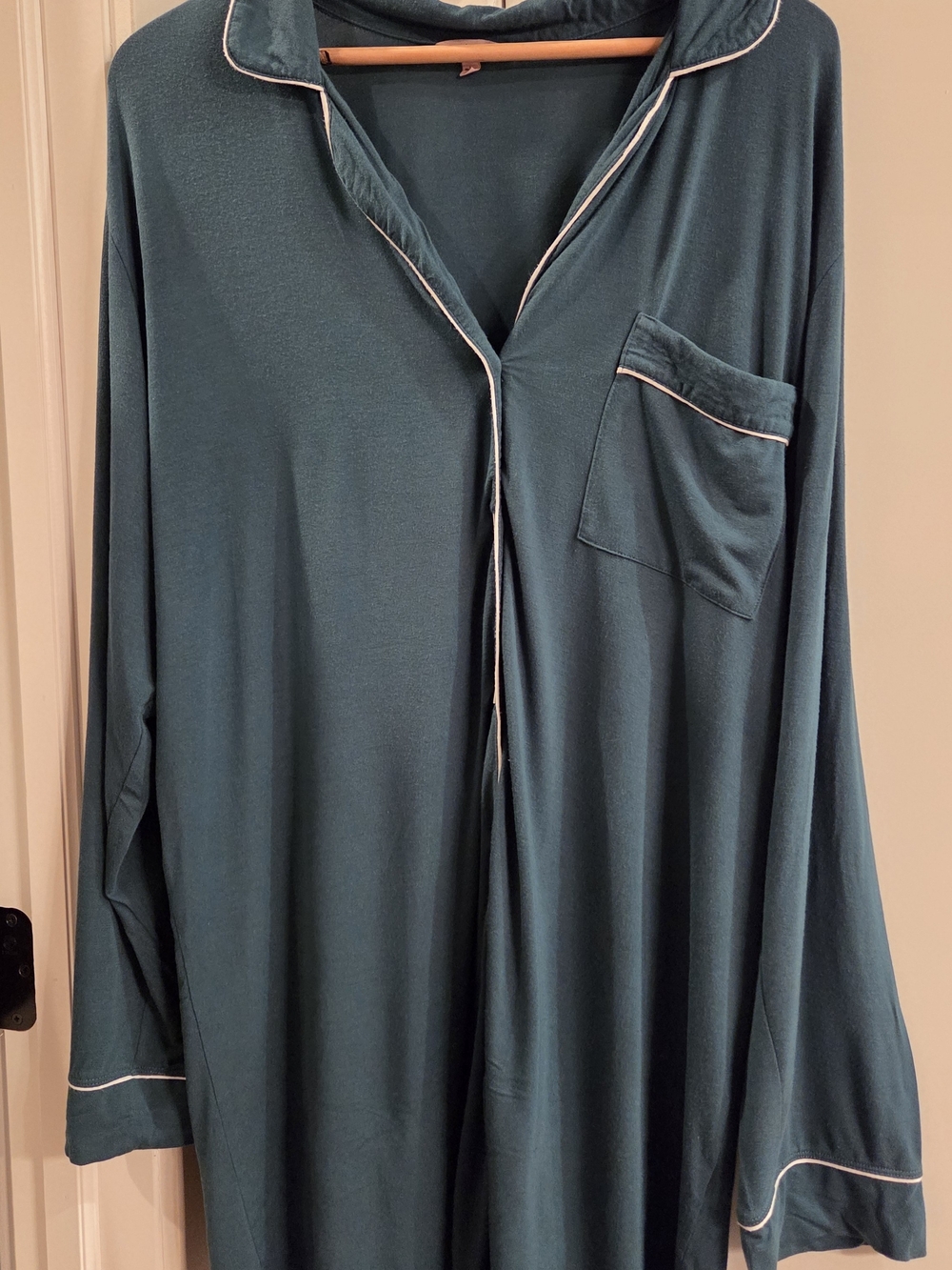 Eberjey Long-Sleeve Pajama Sleepshirt, Green with White Piping, Large, EUC